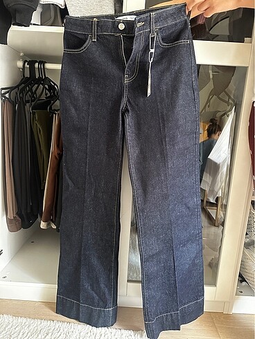 Mango jean