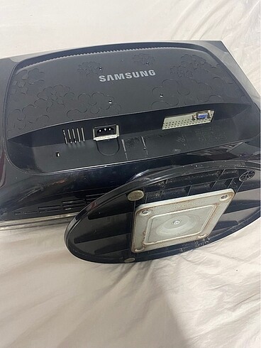  Beden Samsung monitör