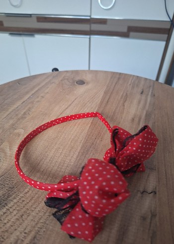 Kırmızı Puantiyeli Fiyonklu Saç Tacı - Görsel 5