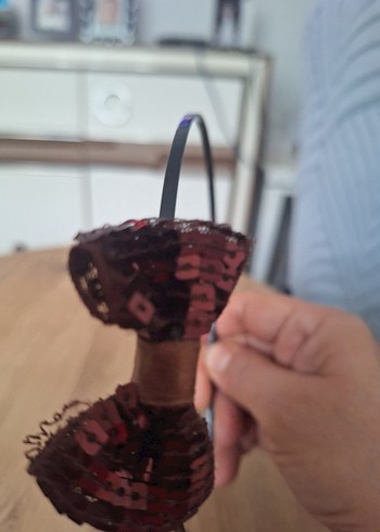 Kahvereng Pullu Fiyonk Saç Tacı - Görsel 4