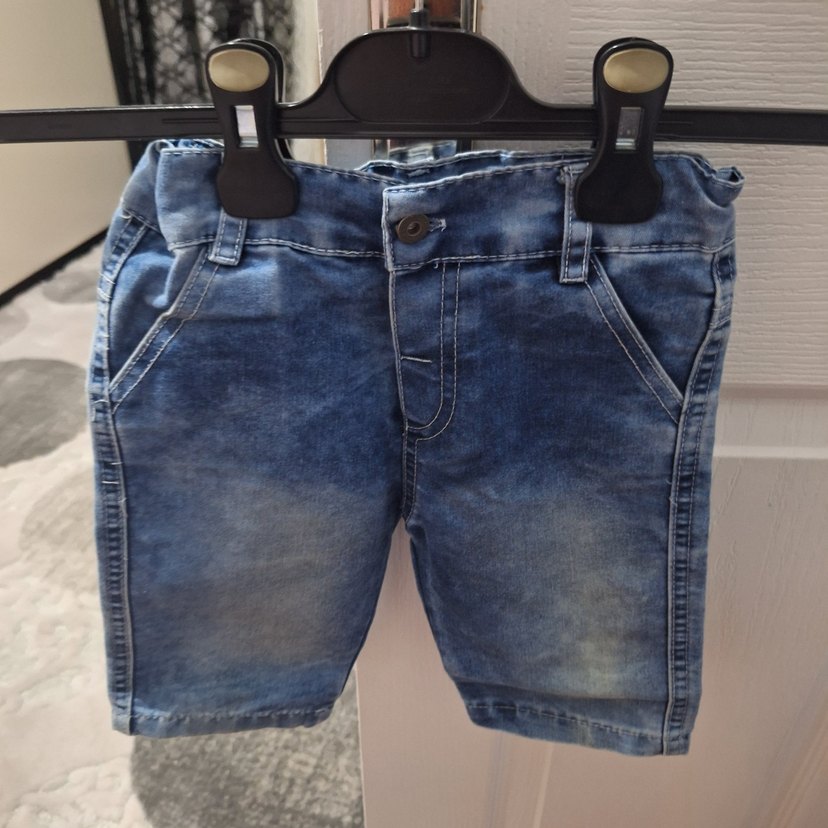 Düğmeli Erkek Çocuk Mavi Denim Şort - Görsel 2