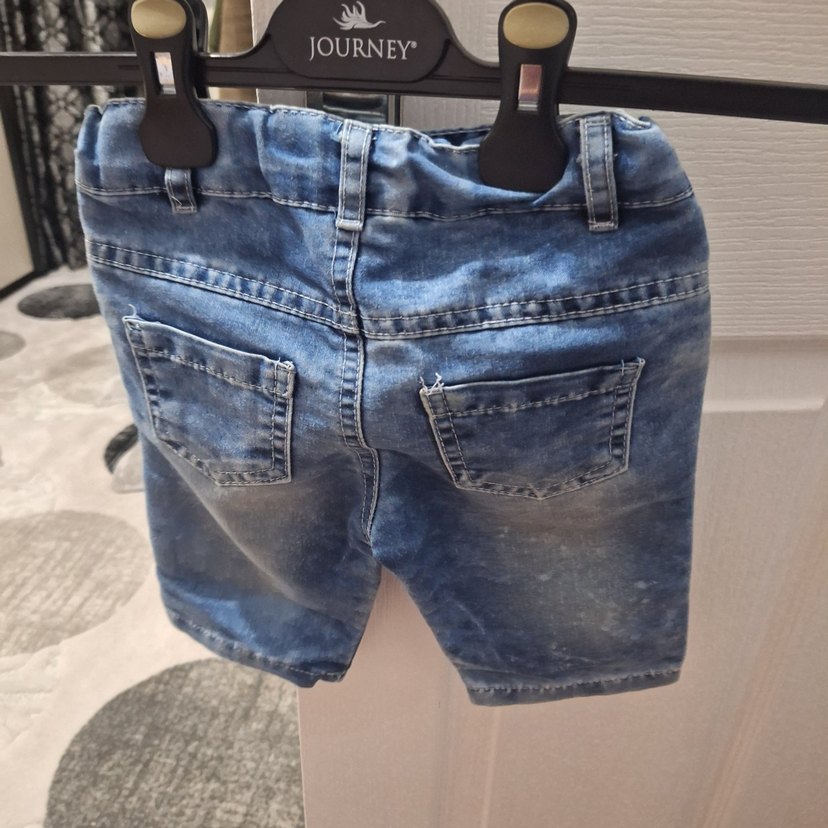 Düğmeli Erkek Çocuk Mavi Denim Şort - Görsel 3