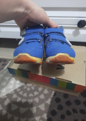 23 Beden Mavi Erkek Çocuk Cırt Cırtlı Bot
