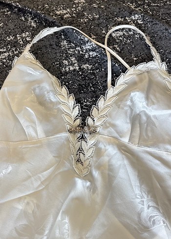 m Beden beyaz Renk İşlemeli saten kırık beyaz Sabahlık, pijama ve gecelik takım