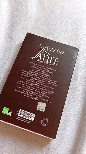  Atatürk'ün Aşkı Latife Paradoks Yayınları