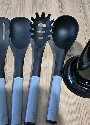Diğer Yemek servisi gereçleri