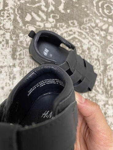 22 Beden H&M sandalet