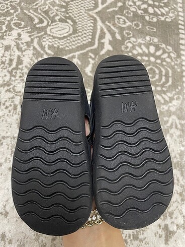 22 Beden gri Renk H&M sandalet