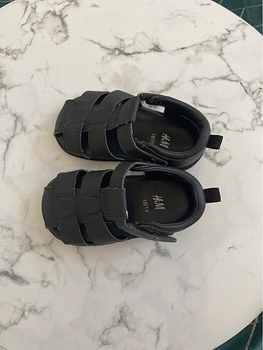 H&M H&M yazlık sandalet