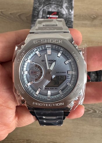 Casio G-Shock GM-2110D erkek kol saati - Görsel 3
