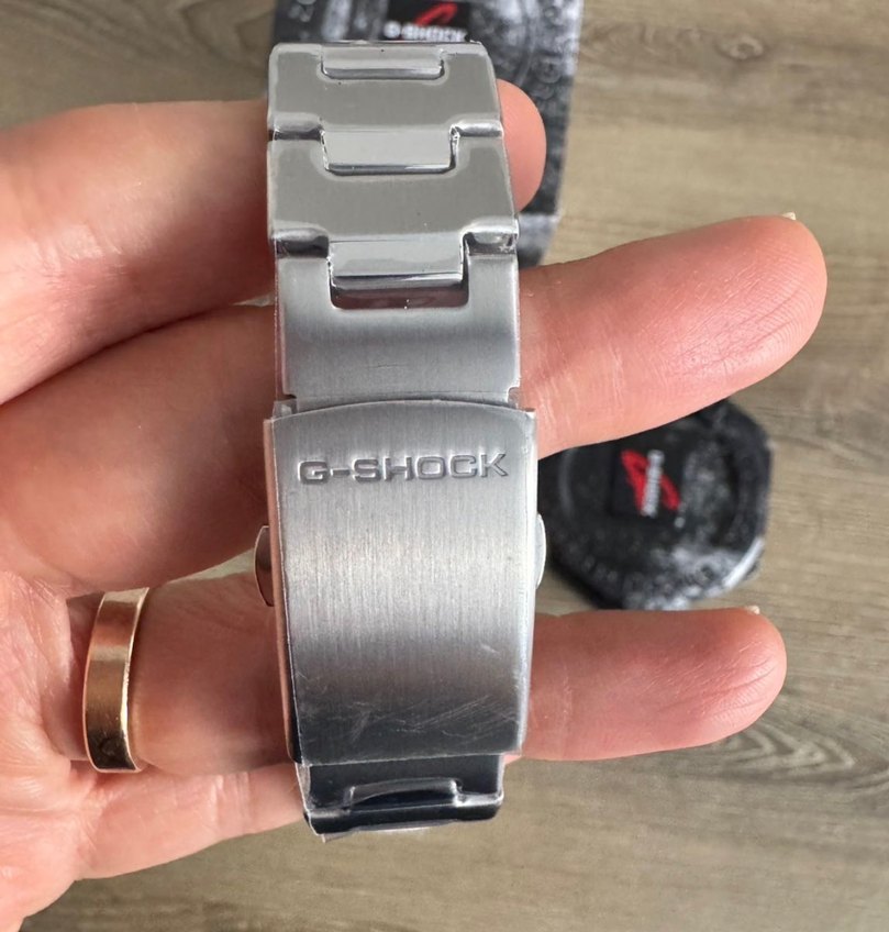 Casio G-Shock GM-2110D erkek kol saati - Görsel 5