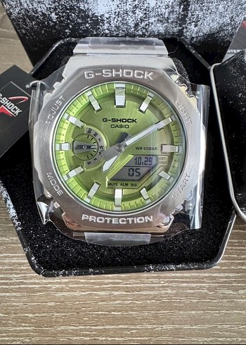 Casio G-Shock GM-2110D erkek kol saati - Görsel 2