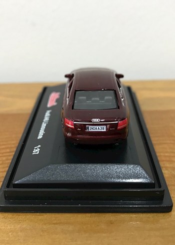 Beden Renk Schuco Audi A6 Limousine Oyuncak Araba 1:87