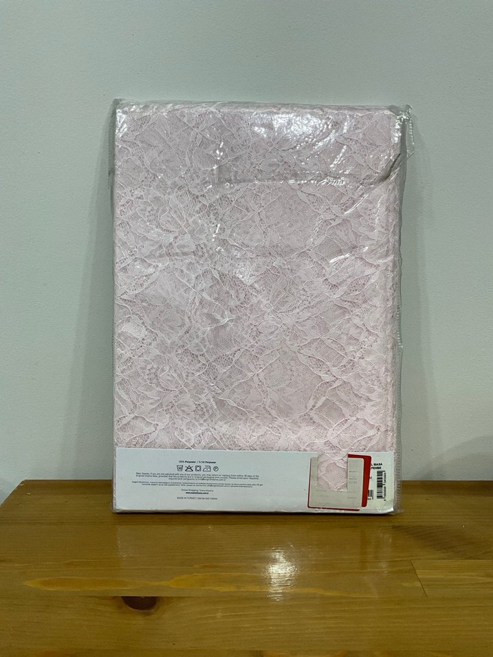 English Home Pembe Dantel Masa Örtüsü - Görsel 2