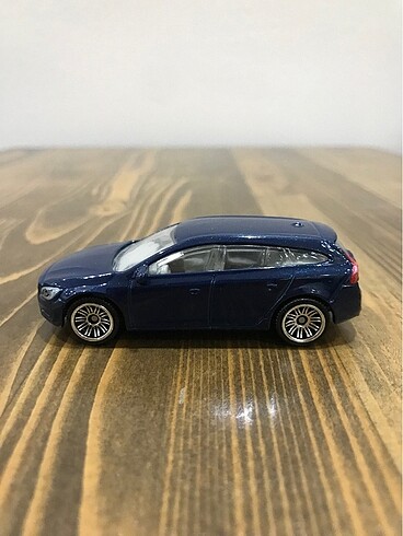 Beden Renk Matchbox Volvo S60 Wagon