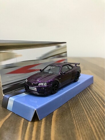 Schuco Nissan Skyline GT-R Sport Araba