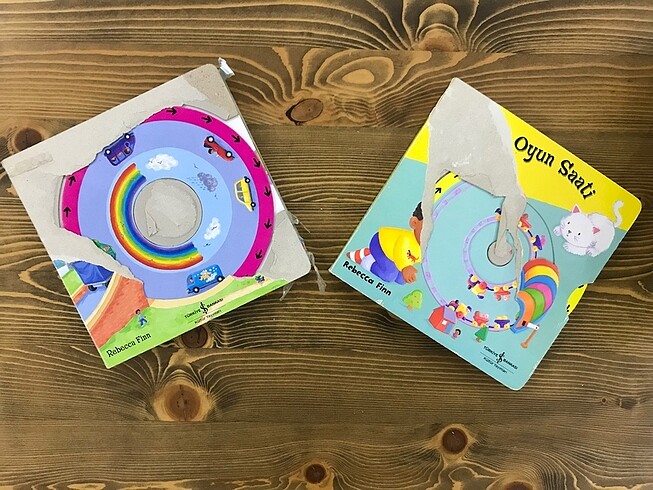Kapağı Deformasyonlu 2 Hareketli Kitap