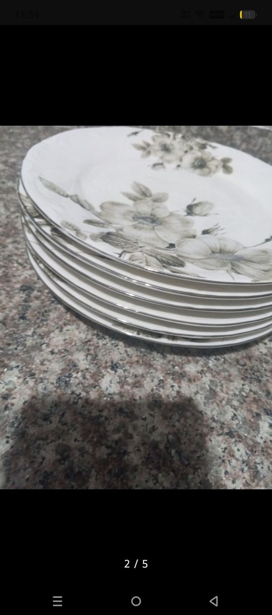 Gri Çiçek Desenli Beyaz Tabak Seti - Görsel 2