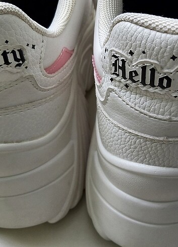 39 Beden Bershka Hello Kitty ayakkabı