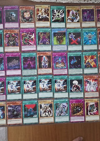 Beden Renk İngilizce 10 Çeşit Deste 521 Yugioh Kartı