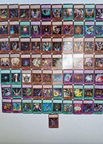 Beden İshizu Destesi 71 Yugioh Kartı -Kırmızı Tondur-