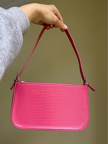 Housebags Pembe İçi Astarlı Baget Çanta