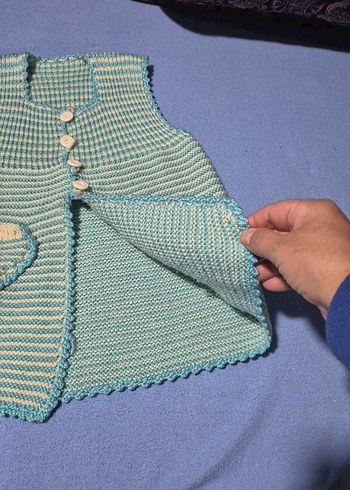 Kız Çocuk Mavi beyaz el örgüsü yelek..cepli - Görsel 4