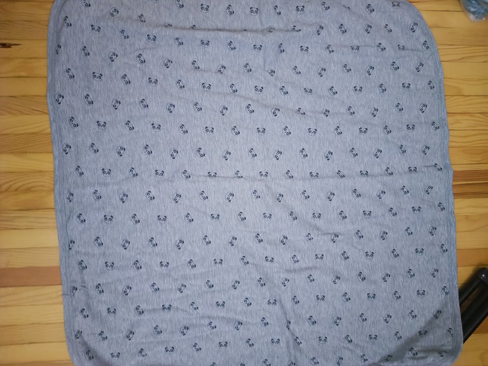 Gri Desenli Çocuk Battaniyesi - Görsel 2