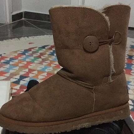 Orjinal UGG bot