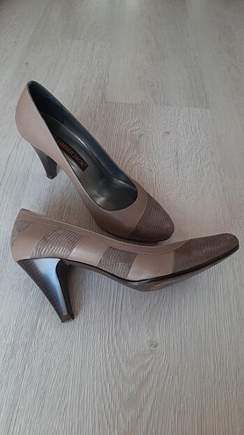 Stiletto - Görsel 2