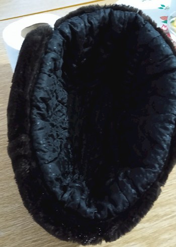 Siyah Kürk Detaylı Çocuk Kalpağı - Görsel 3