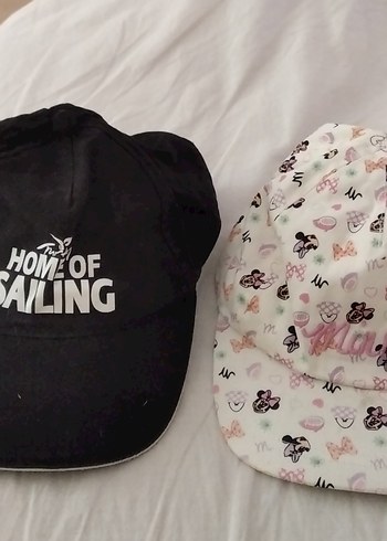 Çocuklar için renkli baskılı beanie ve şapka