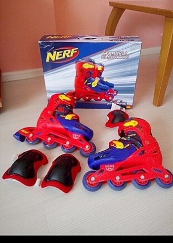 Nerf Kırmızı Renkli Erkek Paten Seti
