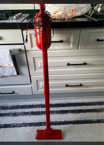 Kırmızı Dikey Elektrikli Süpürge - Görsel 5