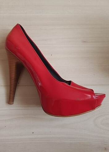 37 Beden kırmızı Renk Topuklu Ayakkabı