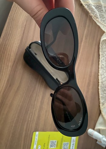 Vogue Kadın Güneş Gözlüğü - Görsel 4