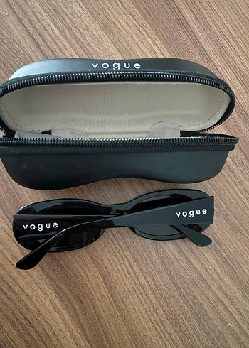 Vogue Kadın Güneş Gözlüğü - Görsel 2