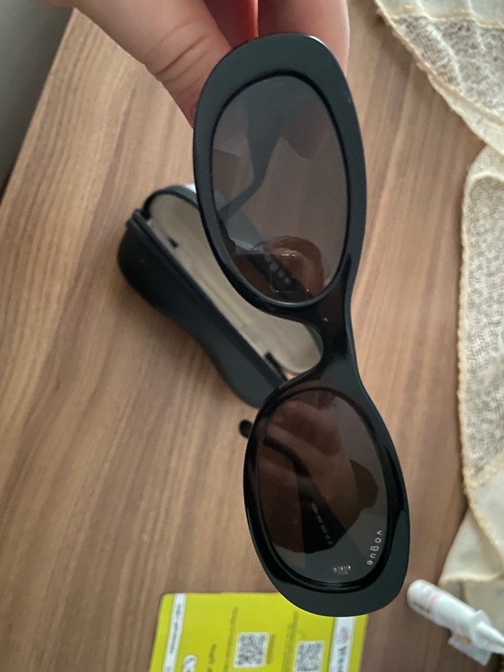 Vogue Kadın Güneş Gözlüğü - Görsel 4