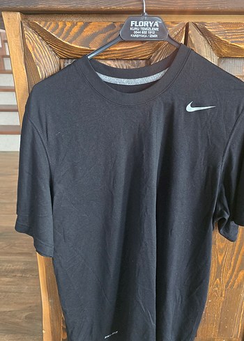 Nike Siyah Erkek Kısa Kollu Tişört - Görsel 4