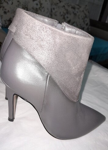 36 Beden gri Renk 36 no sivri topuk Stiletto tarzı çizme