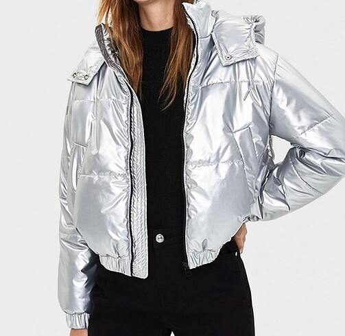 BERSHKA SİSME MONT