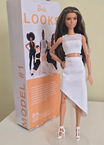 Beden Barbie Looks 1