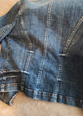 Mavi Düğmeli Rahat Kesim Kadın Kot Ceket - Görsel 4