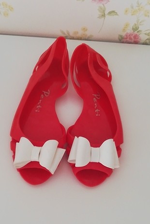 penti marka kırmızı yazlık ayakkabı 