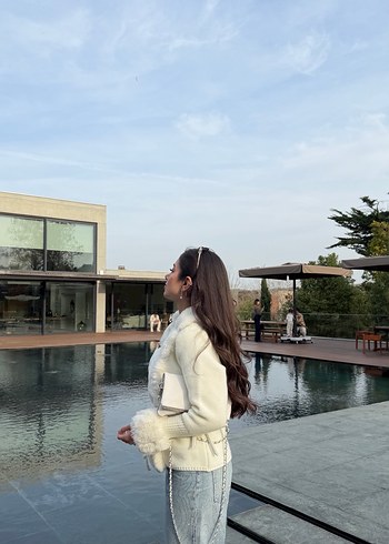 Kadın Beyaz Kürk Detaylı Midi Mont - Görsel 2