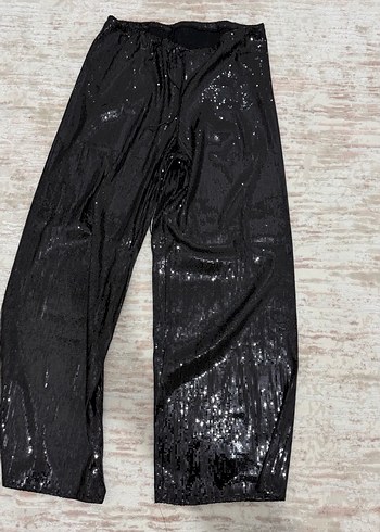 Parlak Siyah  Bol Kesim Midi Kadın Pantolon - Görsel 4