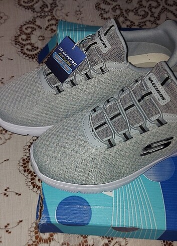 Skechers 38 numara mem0ry foam taban