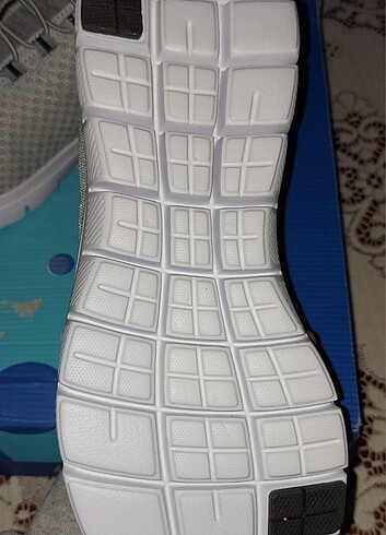 Skechers 38 numara mem0ry foam taban - Görsel 7