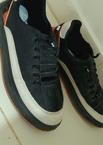 Spor Ayakkabı - Görsel 2