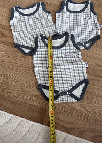 Gri Kareli Pamuklu Askılı Bebek Body - Görsel 2